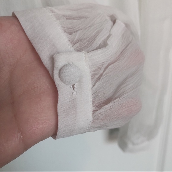 Parker NY 100% silk cold shoulder blouse size xs - Picture 5 of 8